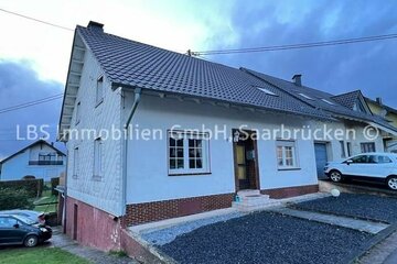 Einfamilienhaus mit kleinem Garten in Wadern/Wadrill - 145m² Wohnfläche - 295m² Grundstück - Garage