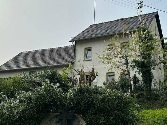 Willroth, 30 Min. bis Bonn! Einfamilienhaus mit Stil und Charme, Garten, gr. Garage! Sehr solide!