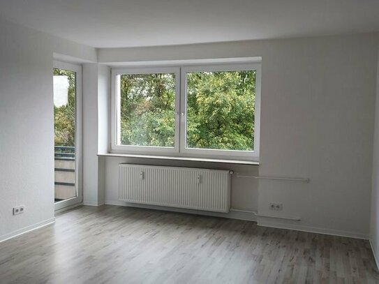 Schicke moderne 3 ZKB mit Balkon 80 m² im 2.OG mit Lift