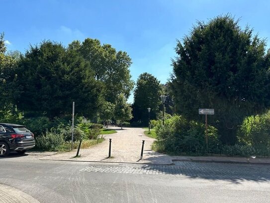 Gutgeschnittene Büroräume in ruhiger Lage am Hofgarten