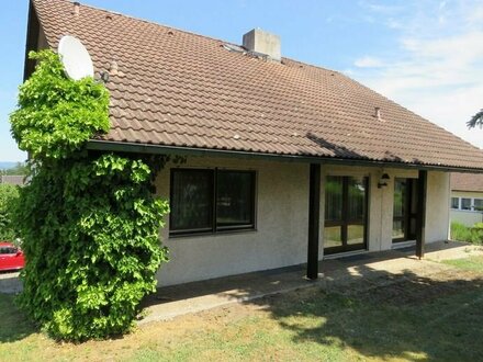 Einfamilienhaus mit Einliegerwohnung in ruhiger und sonniger Aussichtslage Nähe Cham