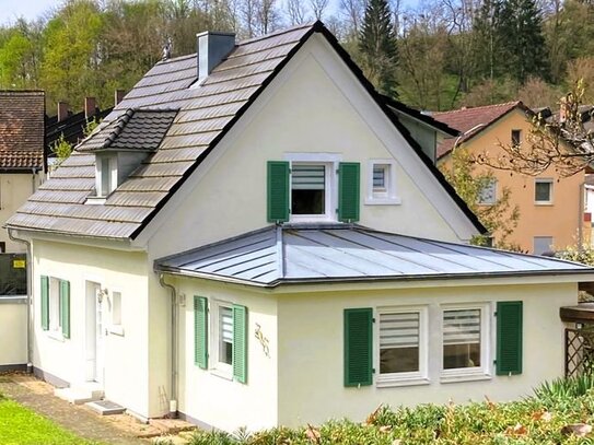 Charmantes kleines Wohnhaus mit Garten im Herzen Müllheims