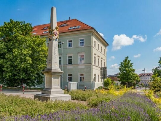 Zentrale 2-Raum-Altbauwohnung mit Aufzug