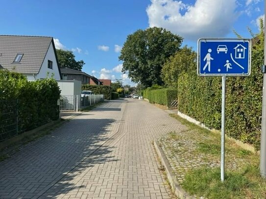 HH-Bramfeld - Doppelhaus-Bauplatz (Baubindung) in ruhiger Spielstraße mit schöner S/W-Ausrichtung