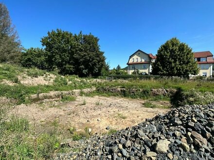Erschlossenes Grundstück für Ihren Wohnhausneubau in Sonneberg - Baugrube bereits erstellt