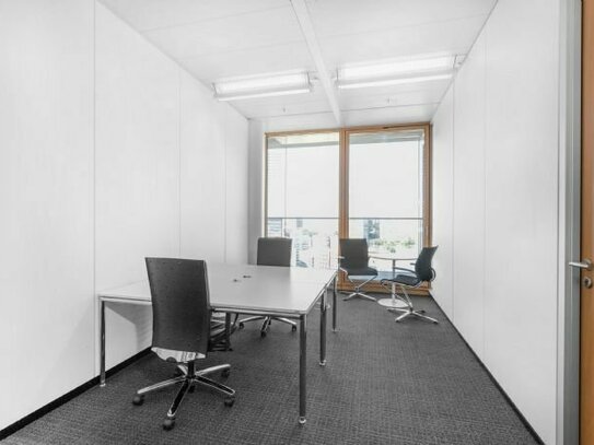 Voll ausgestatteter privater Büroraum für Sie und Ihr Team in Regus Dusseldorf, Stadttor