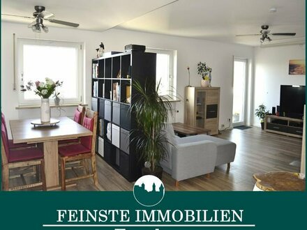 FIF- schöne 3- Zimmer Wohnung mit Penthouse Feeling und einem Panoramablick bis zur Walhalla