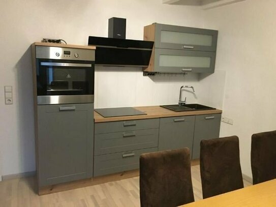 Hochwertige 2-Zimmer-Wohnung mit Einbauküche