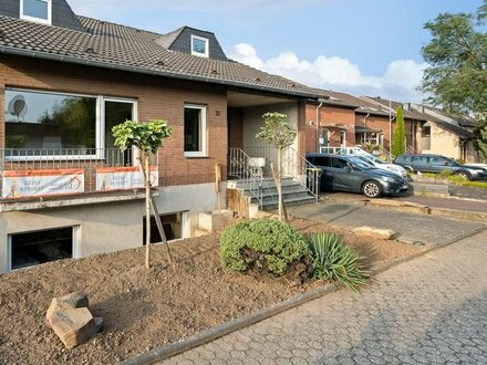 Ein-/Zwei Familienhaus mit schönem Garten in Gymnich, ruhig und zentral wohnen