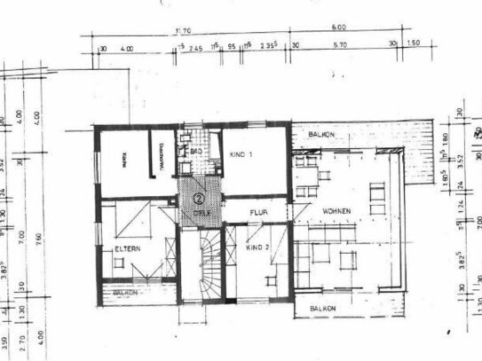 4-Zimmer-Wohnung 1. OG mit 3 Balkonen