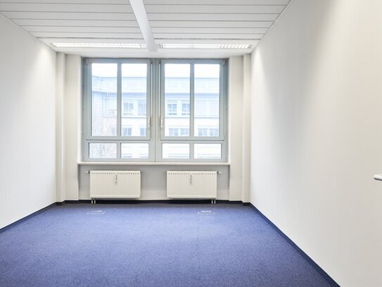 Renoviertes Teambüro mit Highspeed-Internet und Teeküche neben o2 SURFTOWN MUC.