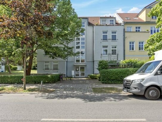 Bezugsfreie Wohnung mit Garten genießen!