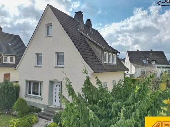 Mühlenberg: Familienhaus in bester Wohnlage mit großem Garten!