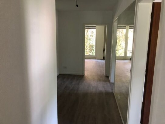 Helle, ruhige Wohnung mit Balkon in Wellingsbüttel