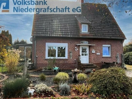 Einfamilienhaus mit großem Grundstück