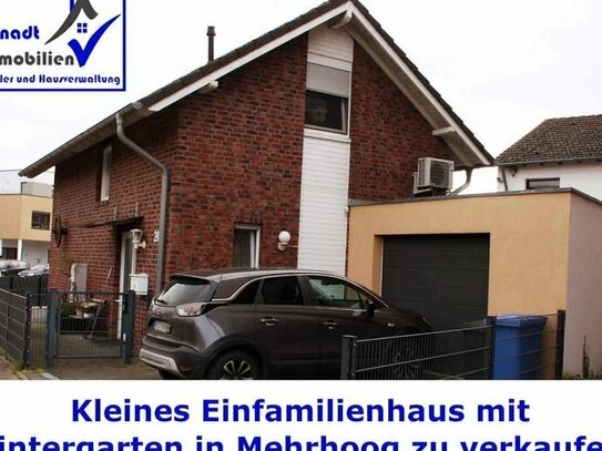 Kleines freistehendes Einfamilienhaus mit Wintergarten zentral in Hamminkeln-Mehrhoog zu verkaufen