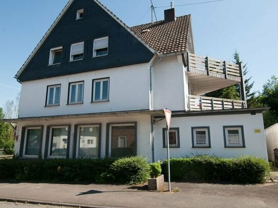 Wohn-u. Geschäftshaus mit 4 Garagen in Hilchenbach-Dahlbruch