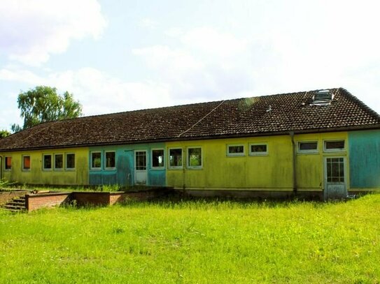 geräumiges Wohnhaus auf großem Grundstück am Dorfteich bei Wolgast