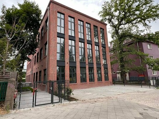 Rummelsburg: Hauptstraße: ERSTBEZUG ab Okt. 2022: komplettes Bürohaus mit 850 m² zu VERMIETEN
