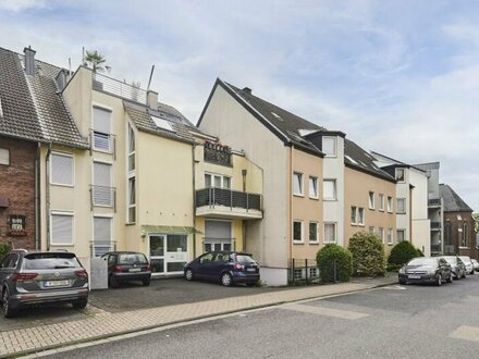 Moderne Eigentumswohnung mit besonderem Grundriss, großer Terrasse und Tiefgaragenstellplatz in Eil