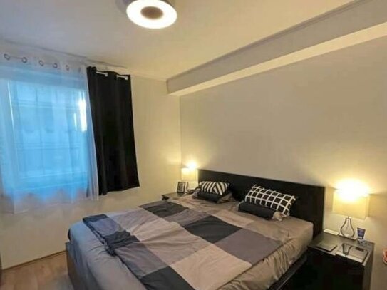 Sonnige Exclusive 2 Zimmer Wohnung Einbauküche Balkon Einbauküche