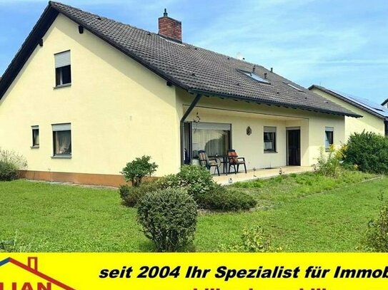 RESERVIERT! KILIAN IMMO! BUNGALOW MIT 128 M² WFL IM EG UND EINLIEGERWOHNUNG IM DG MIT 70 M² WFL AUF EINEM 805 M² GST IN…