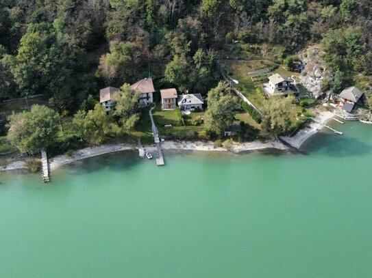 absolute Ruhe - Haus am See mit separatem Gästehaus– am Lago di Mezzola / di Como
