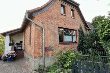 Charmante Doppelhaushälfte Mitten in Nienburg!