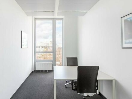 Privater Büroraum für 2 Personen in Regus City