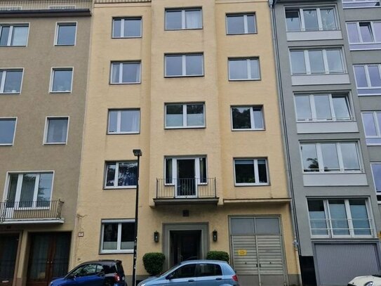 2-Zimmer, Wohnküche, ca.58qm, mit Loggia in Pempelfort - Innenstadt, 3.Etage_vermietet!