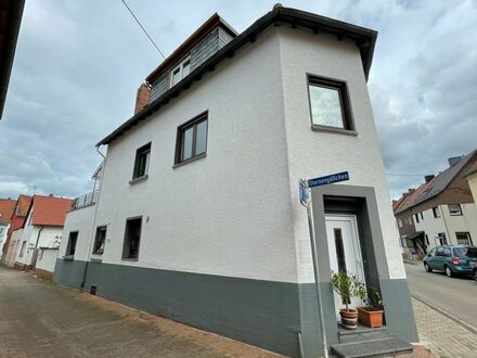2 Familienhaus mit rießiger Terrasse in LU- Oggersheim