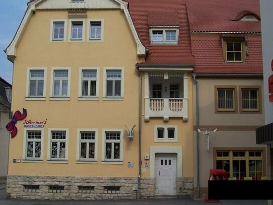 Geräumige 3-Raum-Maisonette-Wohnung im Zentrum von Querfurt!