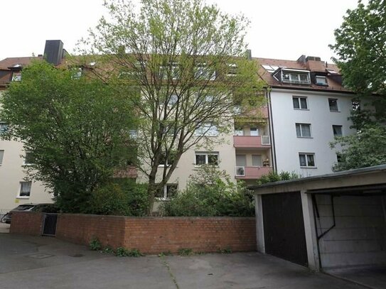 Vermietete 3 Zimmer Wohnung mit Potential mitten in der Altstadt von Nürnberg