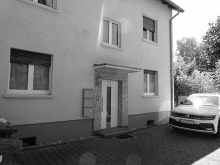 Attraktives Mehrfamilienhaus in ruhiger und bester Lage von Frankfurt-Zeilsheim!