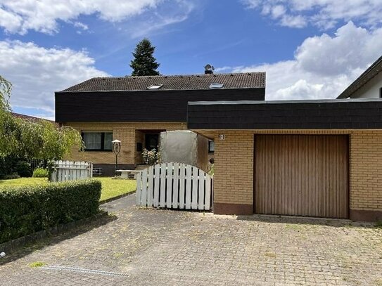 Bonn-Holzlar in bevorzugter Lage - entweder Neubau EFH/ Doppelhaus oder Bestand sanieren