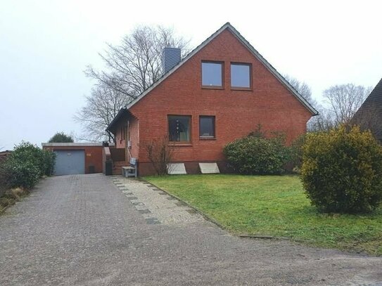Schönes Einfamilienhaus mit Garten und Garage in Schiffdorf- Wehdel zu verkaufen.
