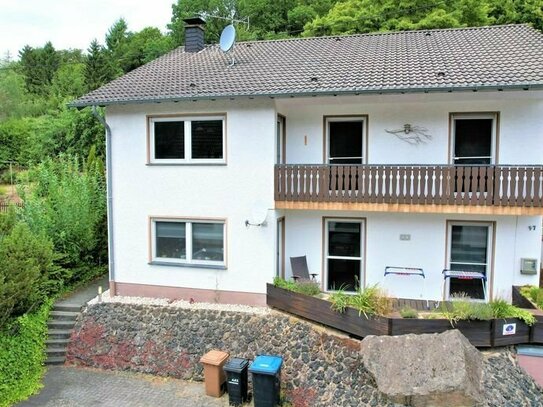 Eigentumswohnung mit Balkon, Aussicht, Parkplatz und Garten in Birresborn