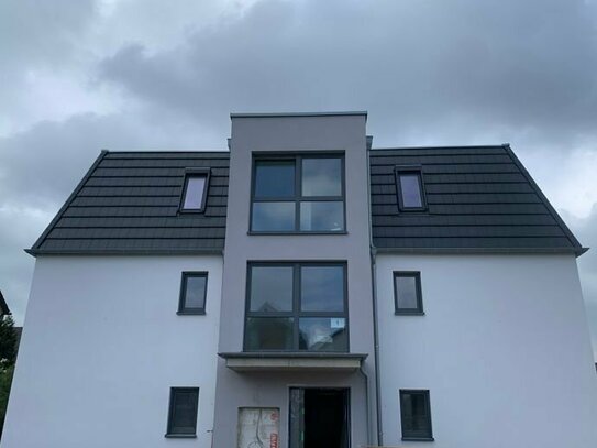 3-Zimmer-Wohnung mit Balkon im Erdgeschoss - ERSTBEZUG