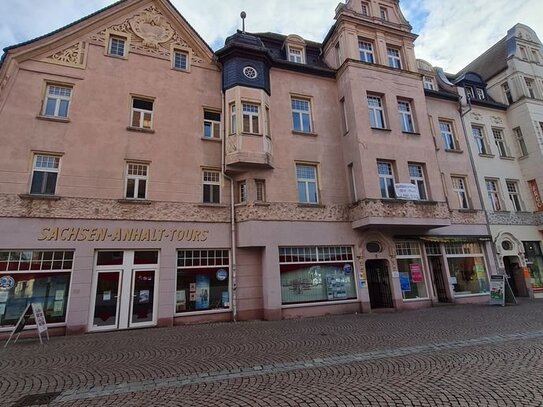 Gewerberäume in Gründerzeit-Geschäftshaus im Zentrum von Bitterfeld zu vermieten