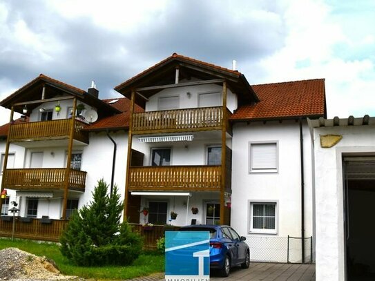 Gepflegtes 3-Parteienhaus in Schernfeld, Workerszell