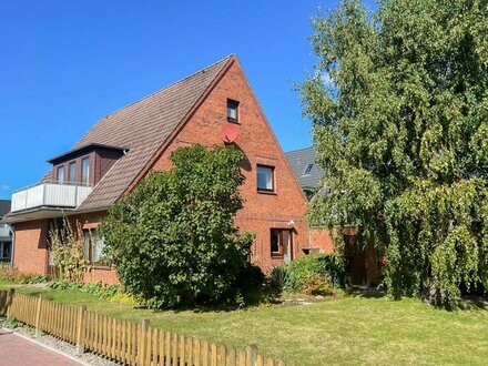 Großzügiges Einfamilienhaus mit zwei Wohneinheiten in Büsums bester Lage zu verkaufen