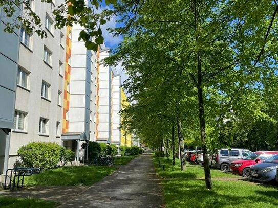 *** Provisionsfrei *** Kapitalanlage mit 4,5% Rendite. vermiete 2 Zimmer - Wohnung mit Balkon.