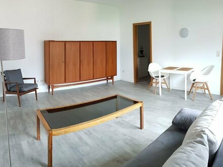 Modern möbliertes Apartment mit Balkon am Schönberg