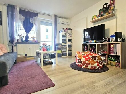 2-Zimmer-Wohnung, Klimatisiert, EBK, Balkon, Stellplatz