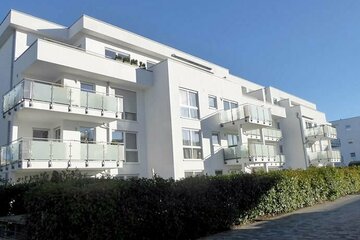 TOPLAGE: Luxuriöse, möblierte 4-Zimmer-Penthouse-Wohnung mit 2 großen Terrassen