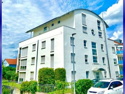 Helle Maisonette-Whg. mit Panoramablick, EBK und TG-Stellplatz