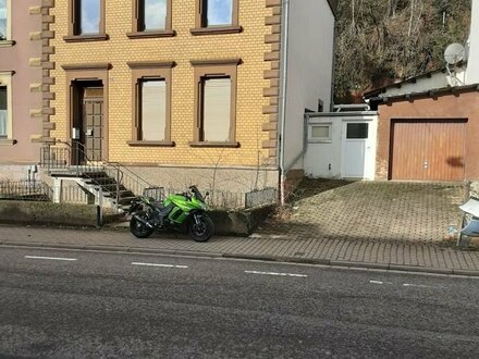 Renovierungsdedürftiges 1-2 Familienhaus in Dillingen - Diefflen zu verkaufen - Handwerker aufgepasst !! -