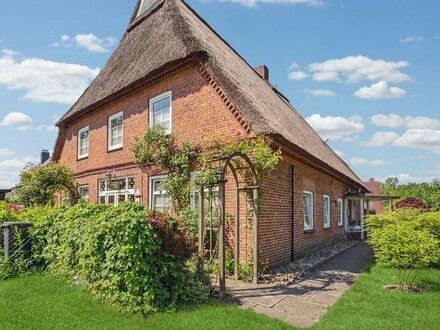 Teilvermietetes Doppelhaus auf großem Grundstück im Herzen von Molfsee