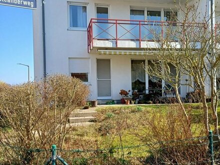 FÜ-Burgfarrnbach: Freie attraktive, renovierte 3-Zi.-Eigentumswohnung, mit 10 m² Süd-Westbalkon, in ruhiger Lage