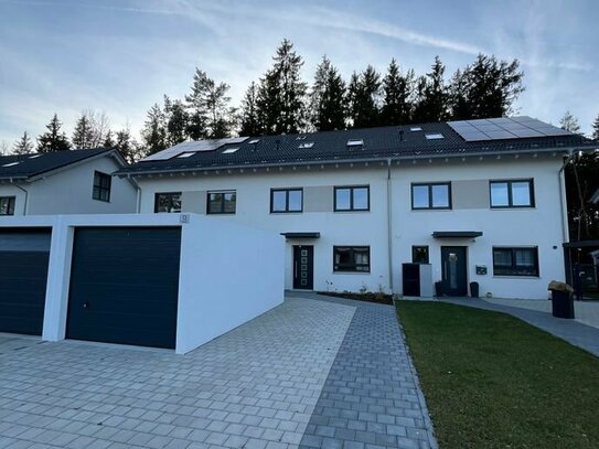 NEUBAU Reihenhaus sofort bezugsfertig!